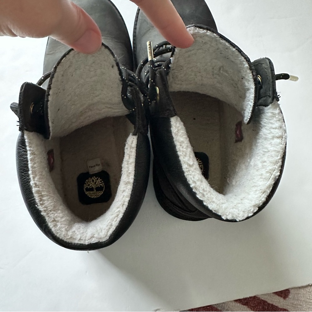 Timberland Shearling Waterproof Boots - Picture 6 of 12
